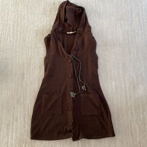 Hooded Long Sleeveless Sweater